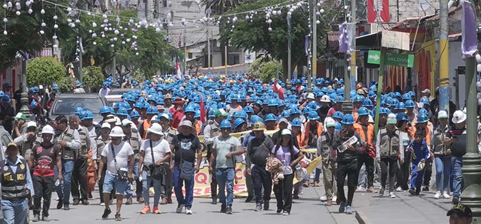 Mineros artesanales iniciarán paro indefinido a partir del 25 de noviembre en Abancay